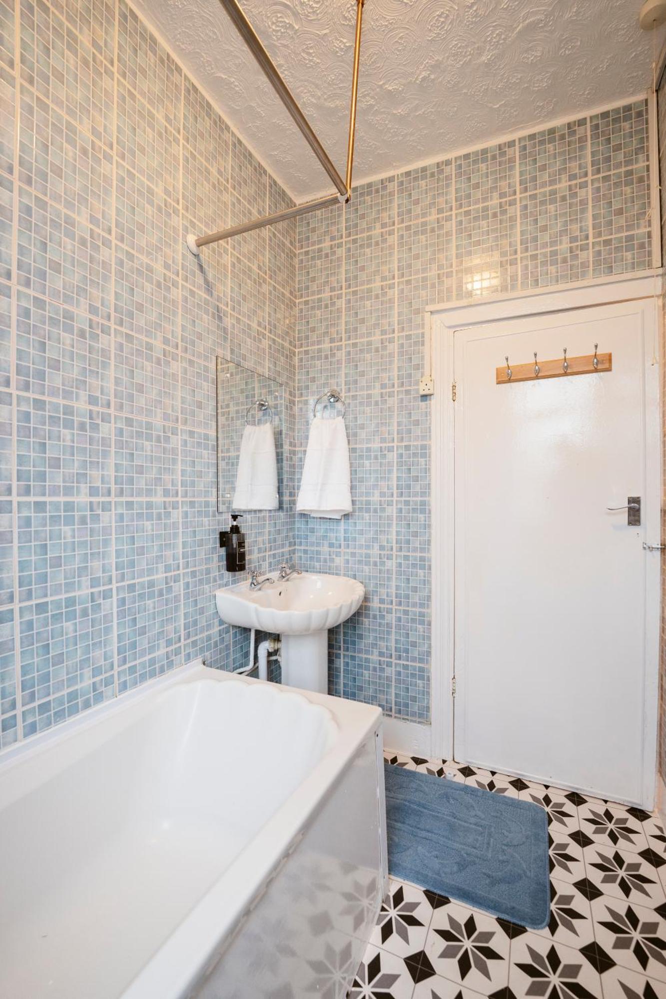 Forest Gate Double Rooms Лондон Экстерьер фото